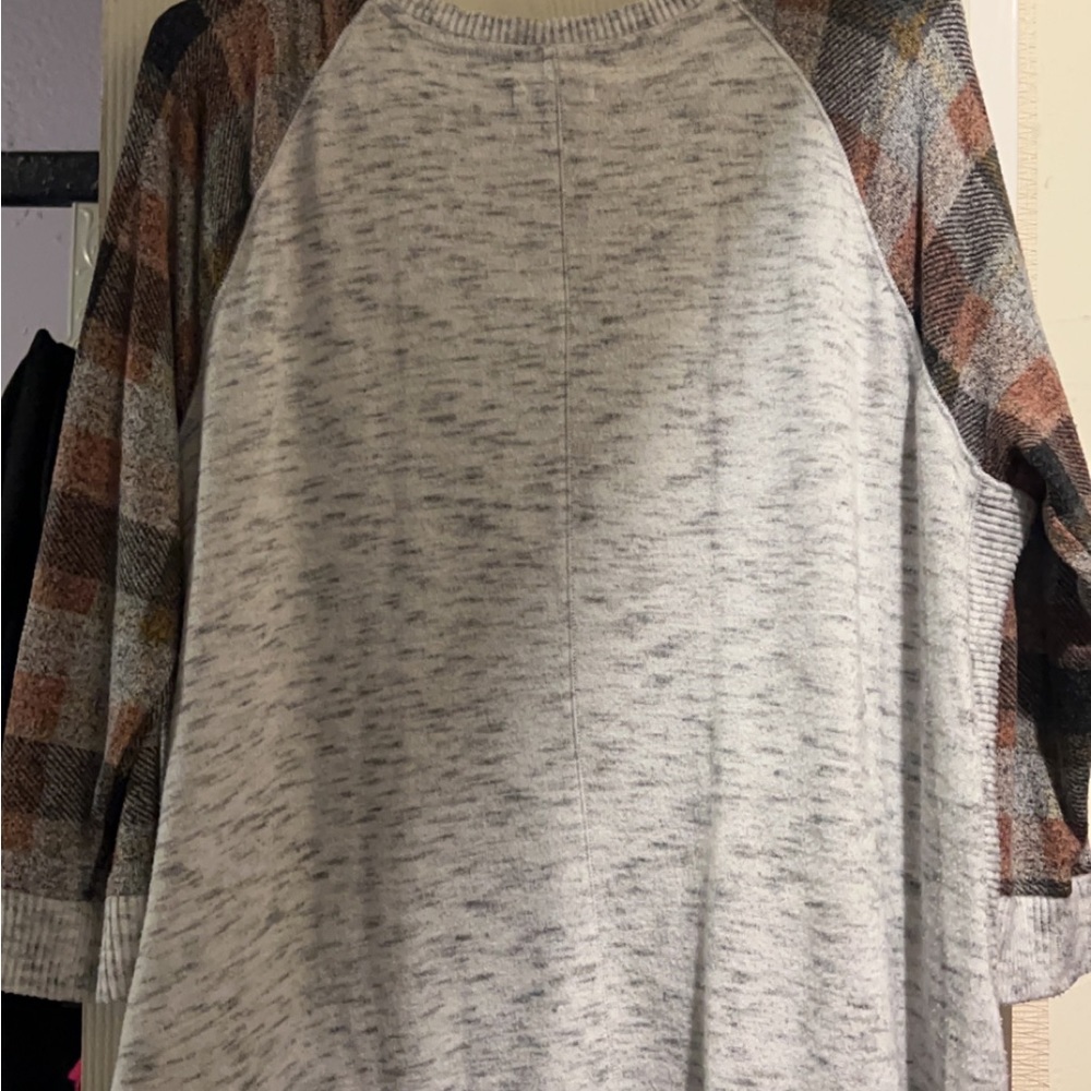 Women’s Maurice’s 3/4 Sleeve Lightweight Sweater